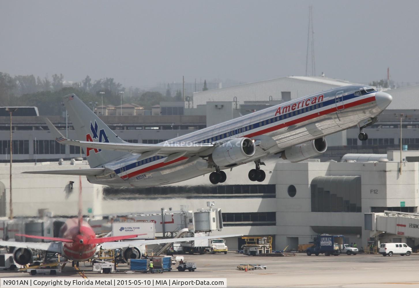 N901AN, 1999 Boeing 737-823 C/N 29503, American