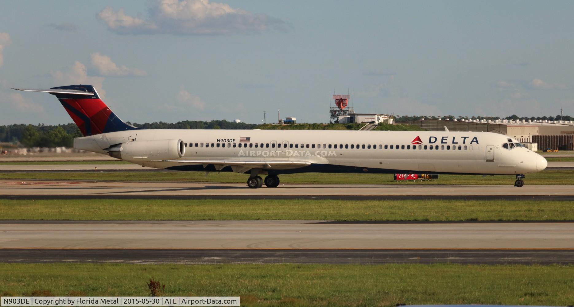 N903DE, 1992 McDonnell Douglas MD-88 C/N 53380, Delta