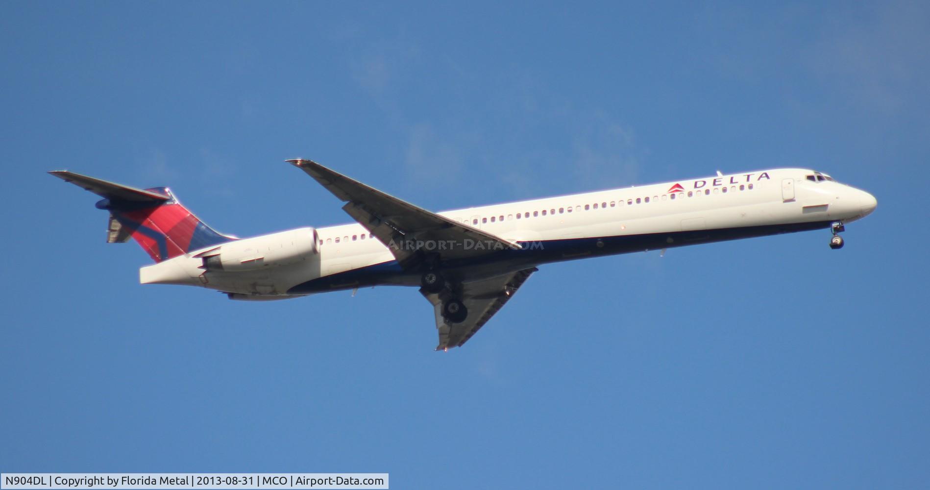 N904DL, 1987 McDonnell Douglas MD-88 C/N 49535, Delta