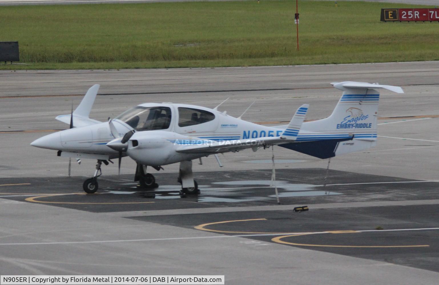 N905ER, Diamond DA-42 Twin Star C/N 42.277, Embry Riddle