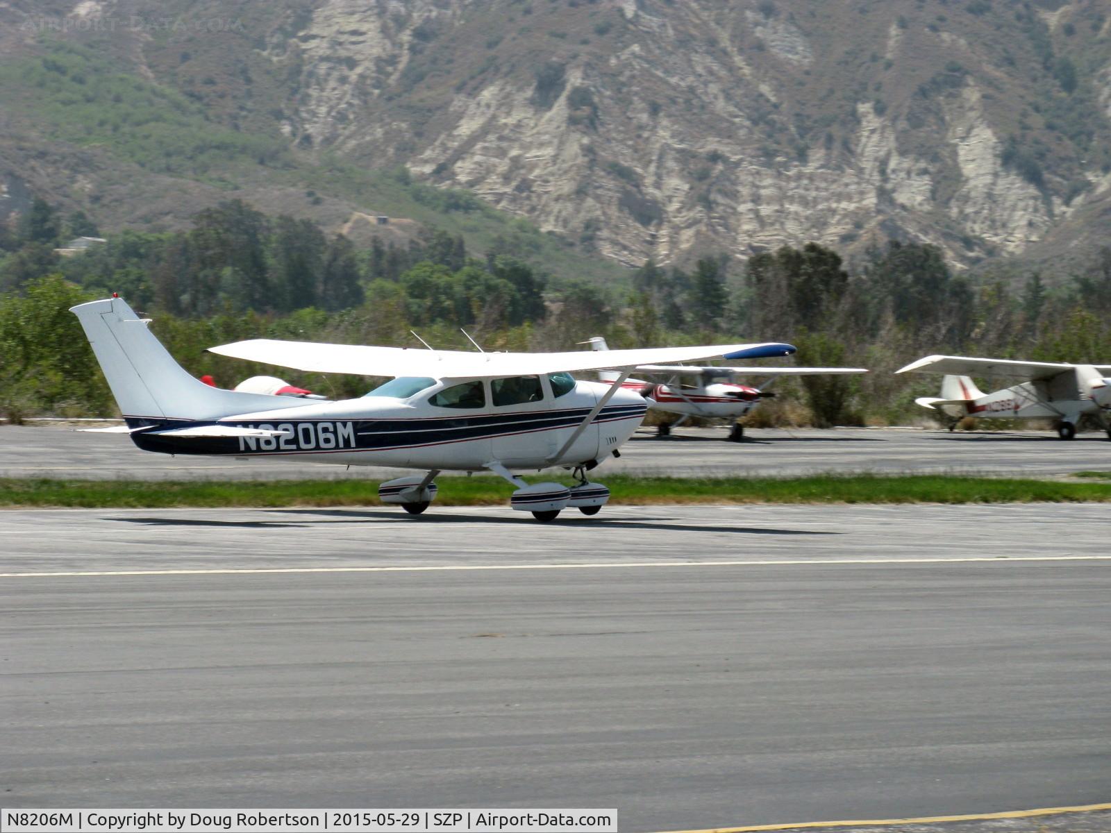 N8206M, 1976 Cessna 182P Skylane C/N 18264563, 1976 Cessna 182P SKYLANE, Continental O-470-S 230 Hp, takeoff roll Rwy 22