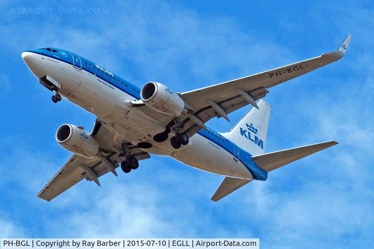 PH-BGL, 2010 Boeing 737-7K2 C/N 30369, Boeing 737-7K2 [30369] (KLM-Royal Dutch Airlines) Home~G 16/07/2015. On approach 27R.