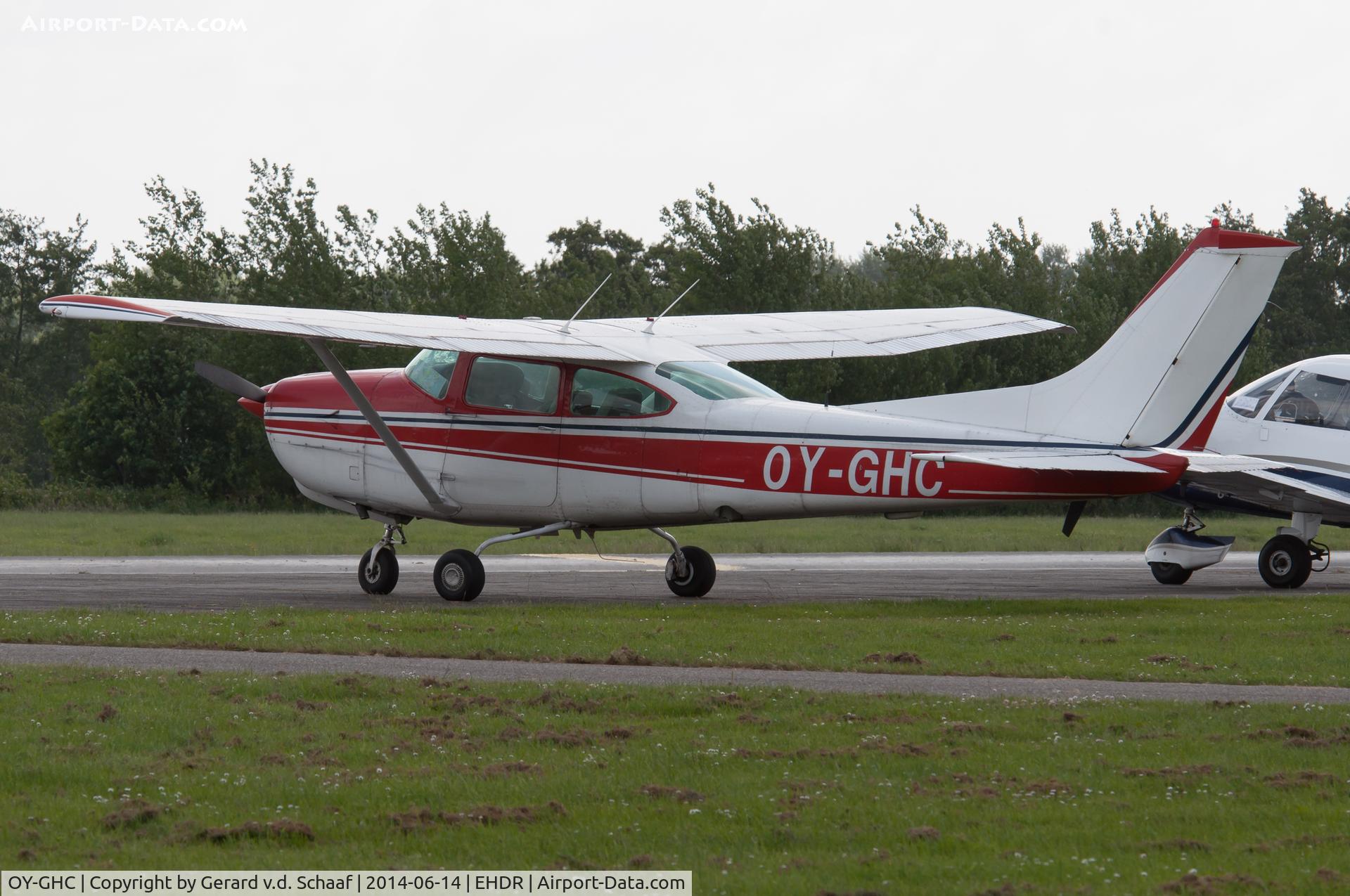 OY-GHC, 1979 Reims FR182 C/N FR182-0038, Drachten, June 2014