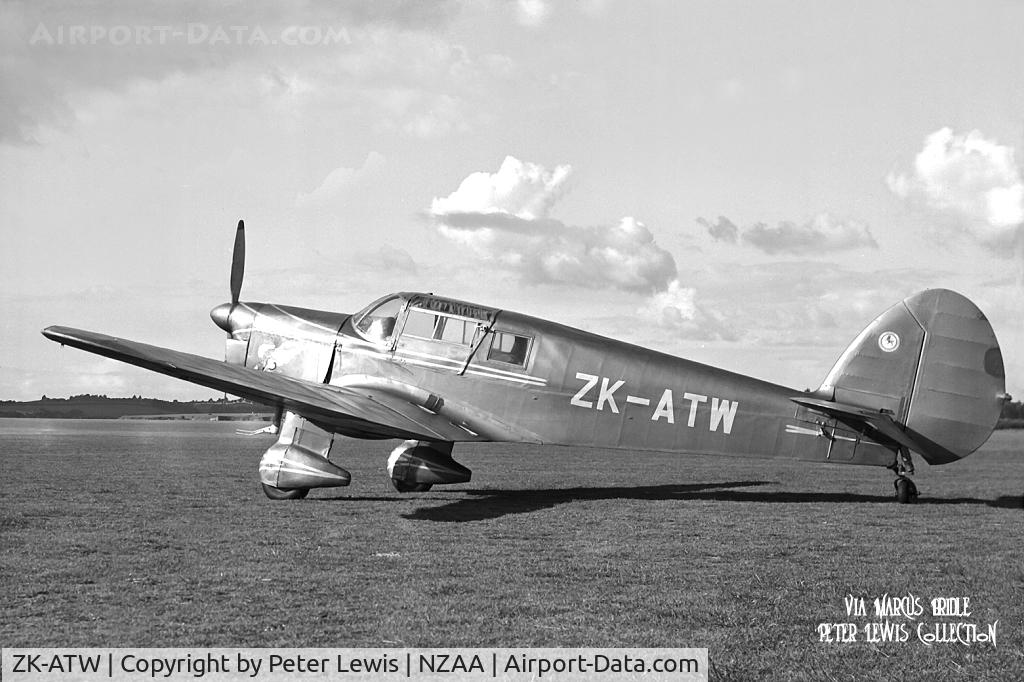 ZK-ATW, F Hills And Sons Ltd Proctor 3 C/N H32, Phillip L Lightband & Peter G Hobart, New Plymouth