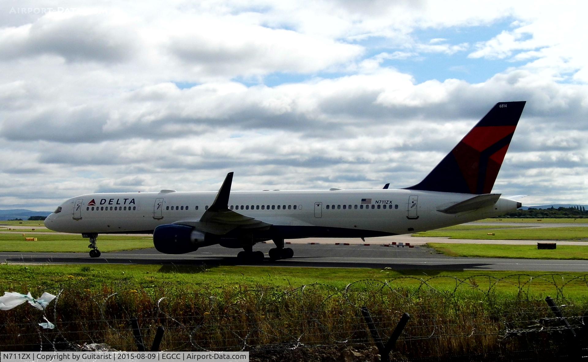 N711ZX, 1997 Boeing 757-231 C/N 28481, At Manchester