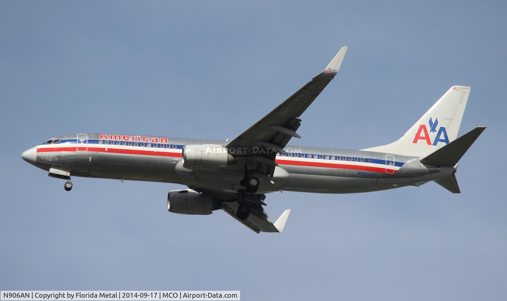 N906AN, 1999 Boeing 737-823 C/N 29508, American