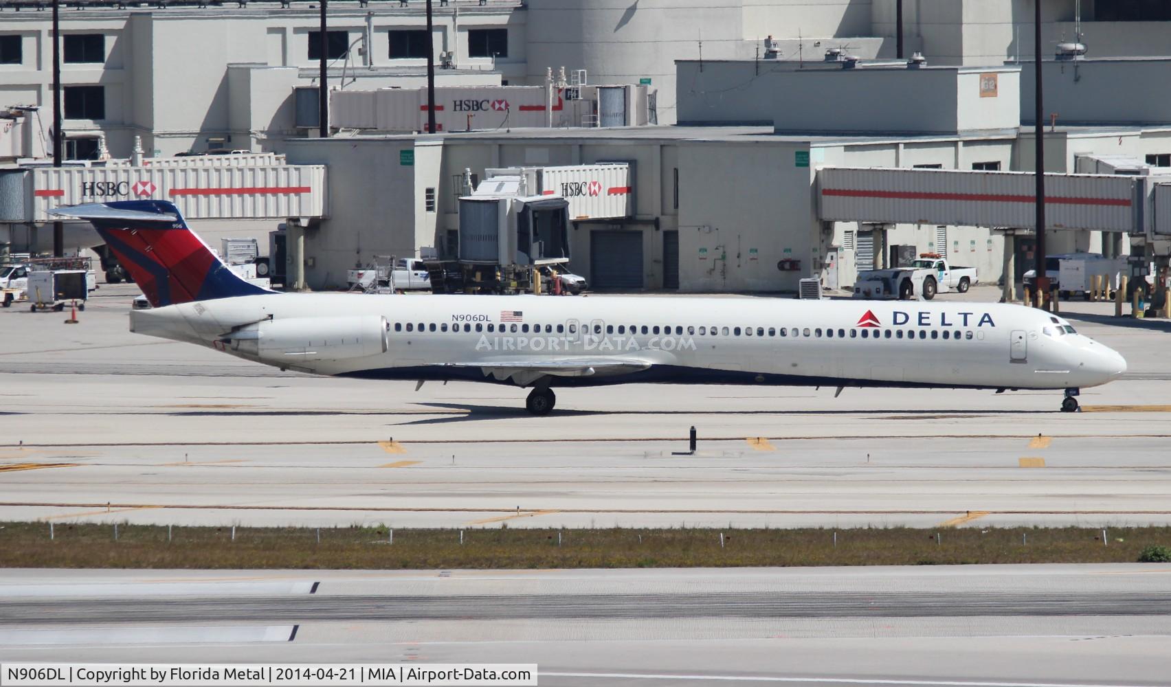 N906DL, 1987 McDonnell Douglas MD-88 C/N 49537, Delta