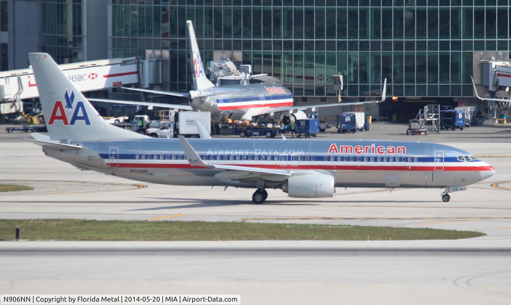 N906NN, 2012 Boeing 737-823 C/N 31155, American