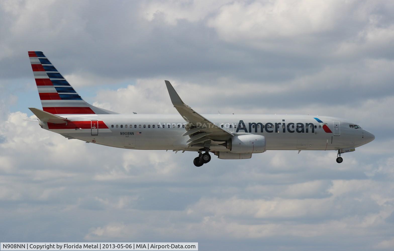 N908NN, 2012 Boeing 737-823 C/N 31157, American