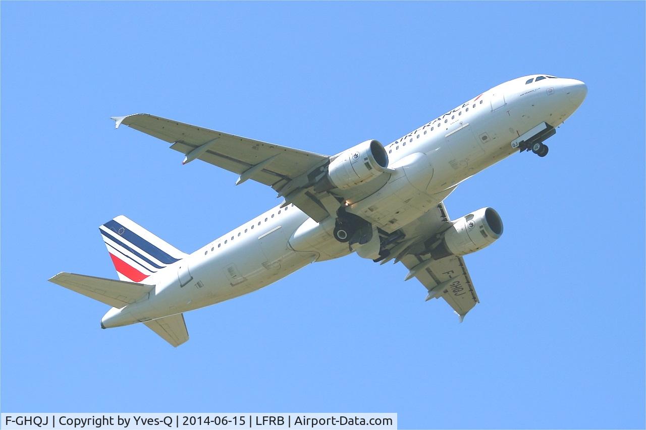 F-GHQJ, 1991 Airbus A320-211 C/N 0214, Airbus A320-211, Take off rwy 07R, Brest-Bretagne Airport (LFRB-BES)