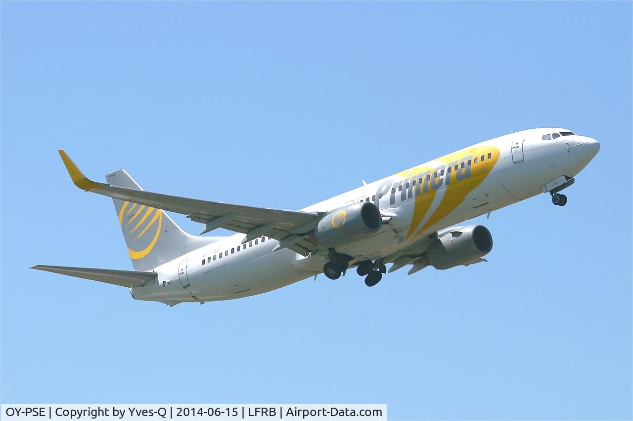 OY-PSE, 2000 Boeing 737-809 C/N 30664, Boeing 737-809, Take off rwy 07R, Brest-Bretagne Airport (LFRB-BES)