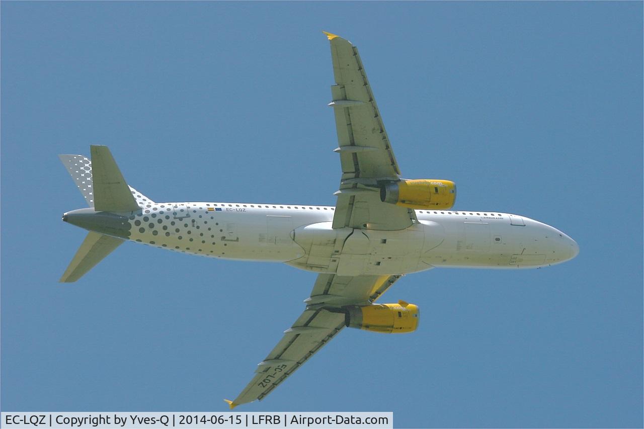 EC-LQZ, 2003 Airbus A320-232 C/N 1933, Airbus A320-232, Take off rwy 07R, Brest-Bretagne Airport (LFRB-BES)