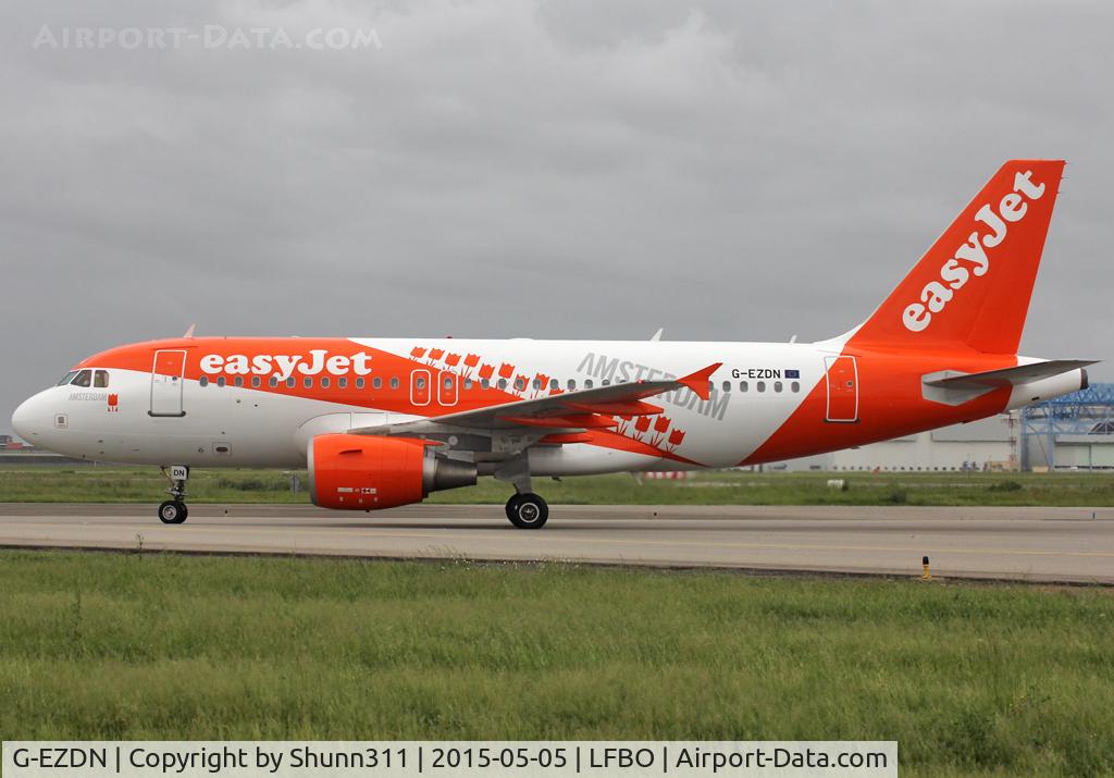 G-EZDN, 2008 Airbus A319-111 C/N 3569, Taxiing to the Terminal in new c/s with additional 'Amsterdam' logos