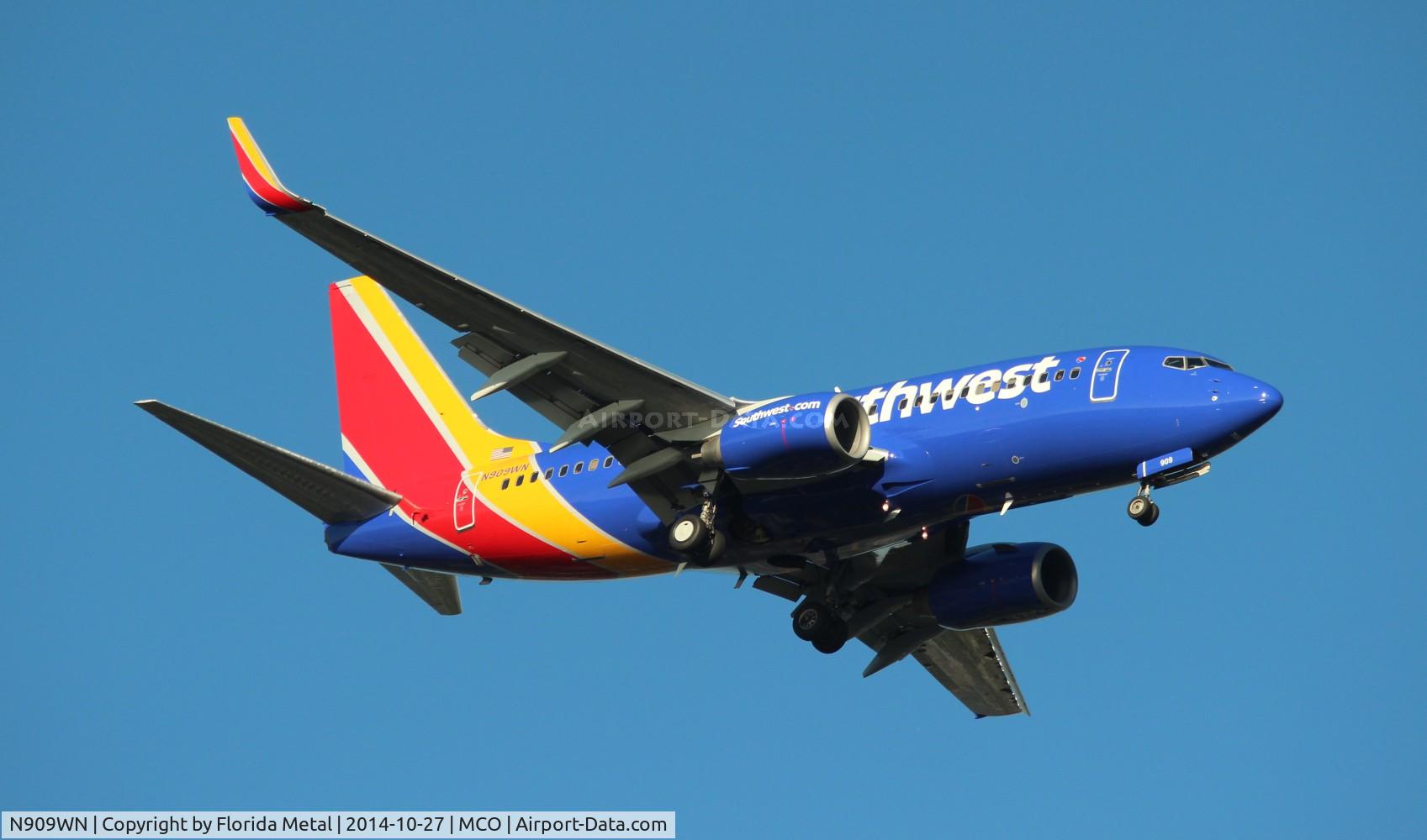 N909WN, 2008 Boeing 737-7H4 C/N 32458, Southwest