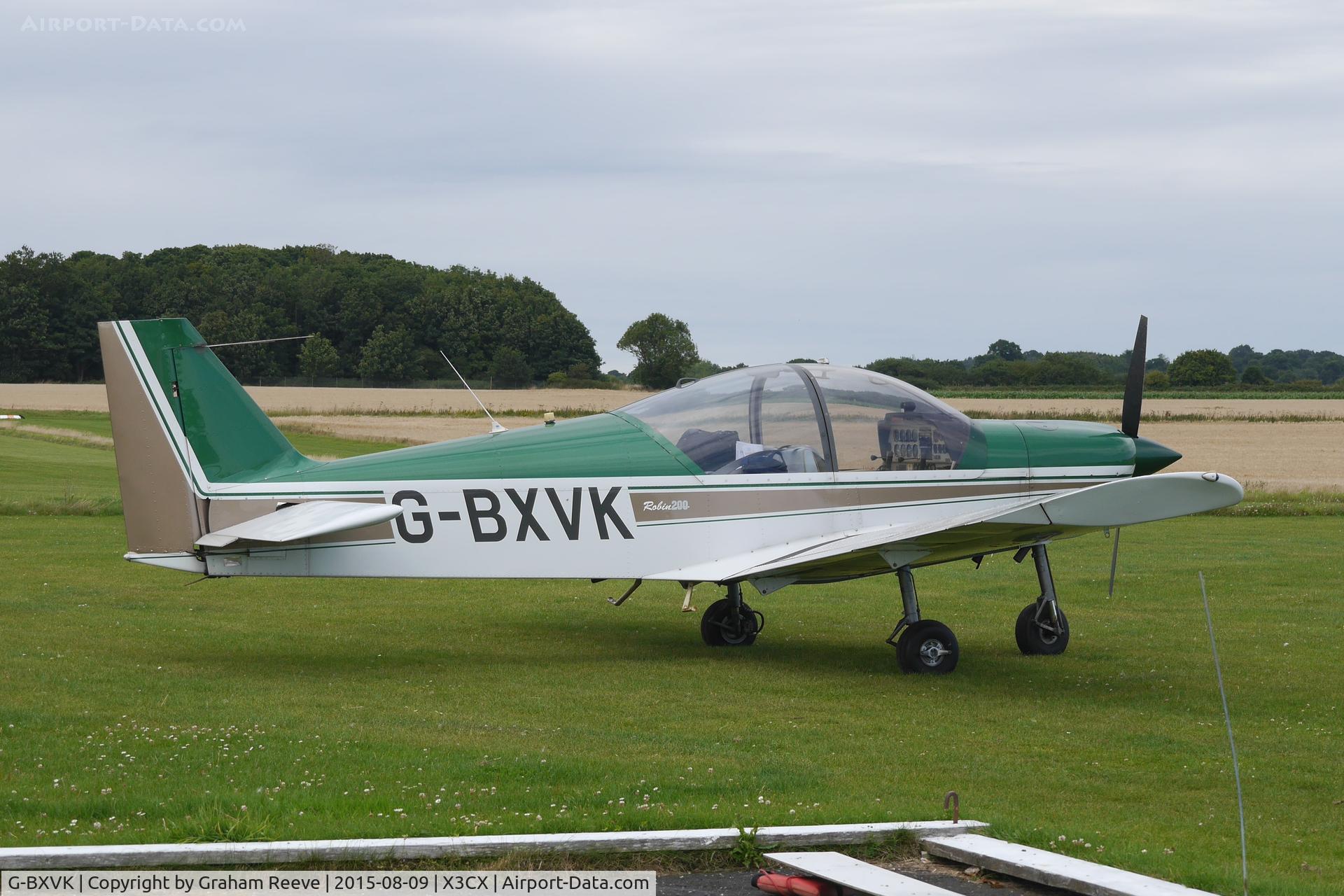 G-BXVK, 1998 Robin HR-200-120B C/N 326, Parked at Northrepps.