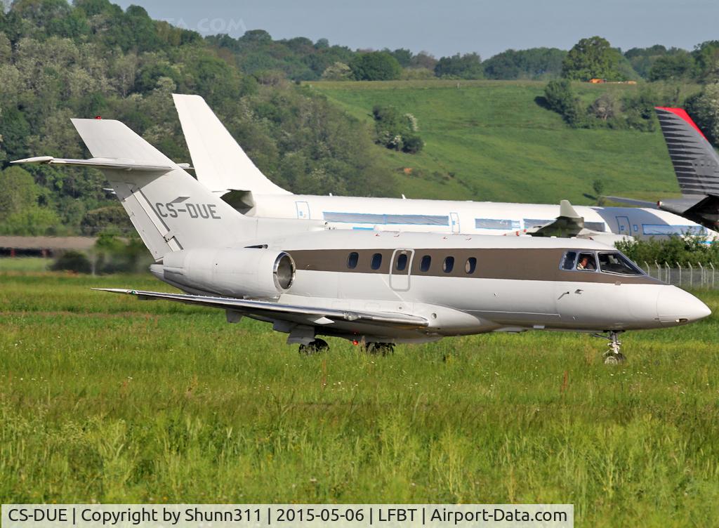 CS-DUE, 2008 Hawker Beechcraft 750 C/N HB-11, Taxiing to the Terminal...