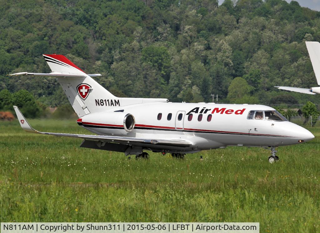 N811AM, British Aerospace BAe.125 Series 800A C/N 258172, Taxiing to the Terminal