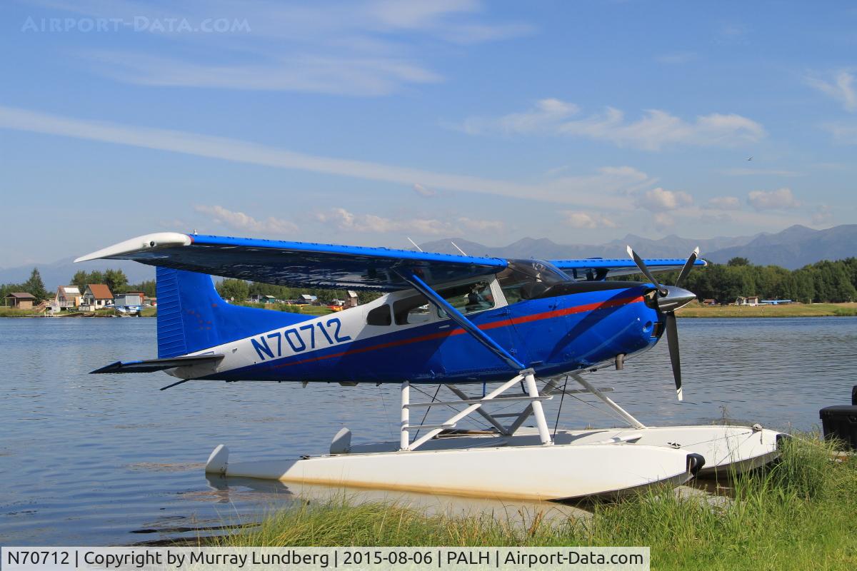 N70712, 1976 Cessna A185F Skywagon 185 C/N 18503059, Tied up at Lake Hood float base, Anchorage, Alaska.