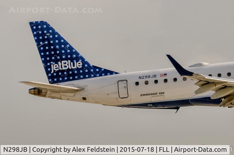 N298JB, 2009 Embraer 190AR (ERJ-190-100IGW) C/N 19000249, Ft. Lauderdale