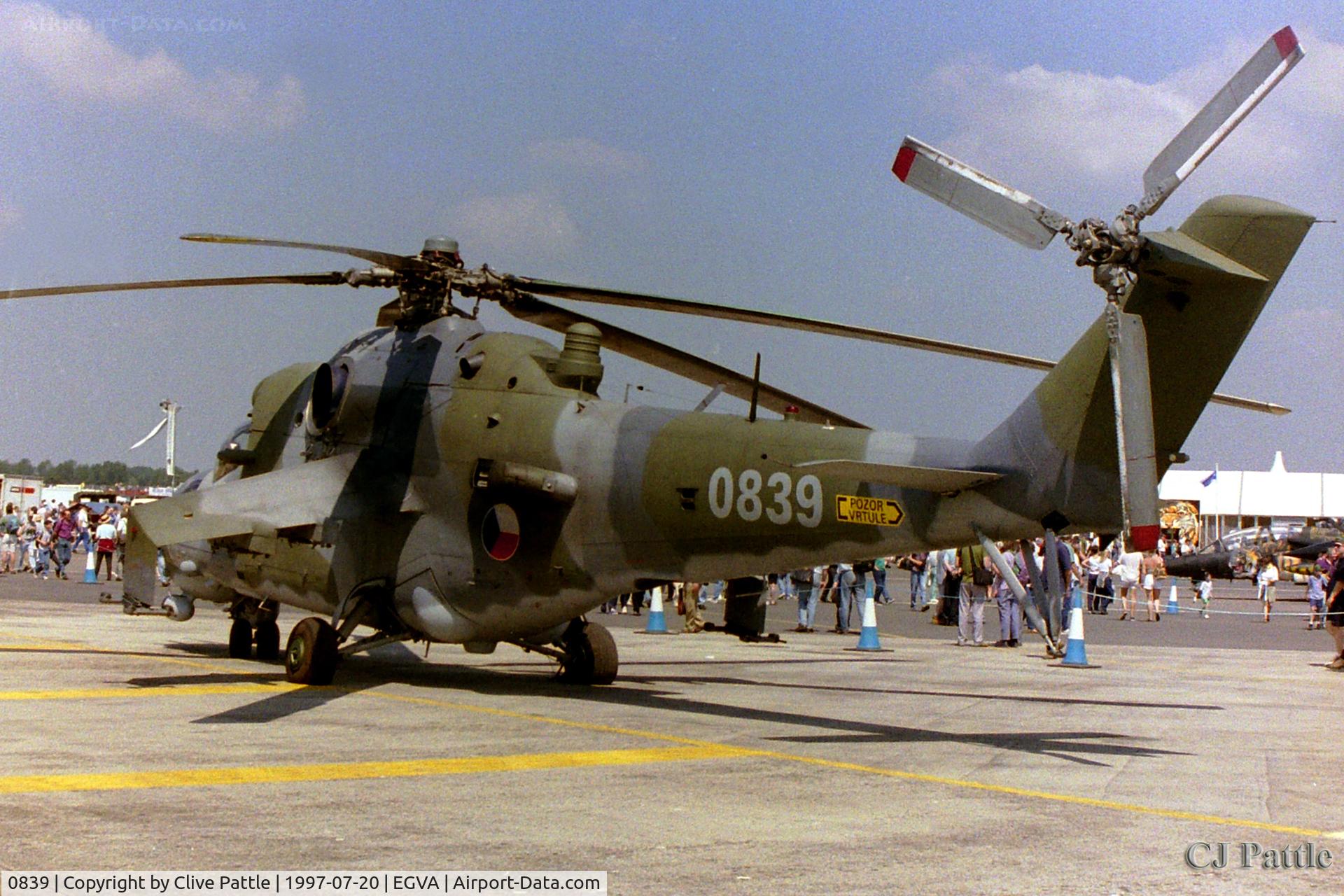 0839, Mil Mi-24V Hind E C/N 730839, Pictured at RIAT RAF Fairford EGVA 1997 whilst serving with Czech AF 331.vrlt/33.zVL