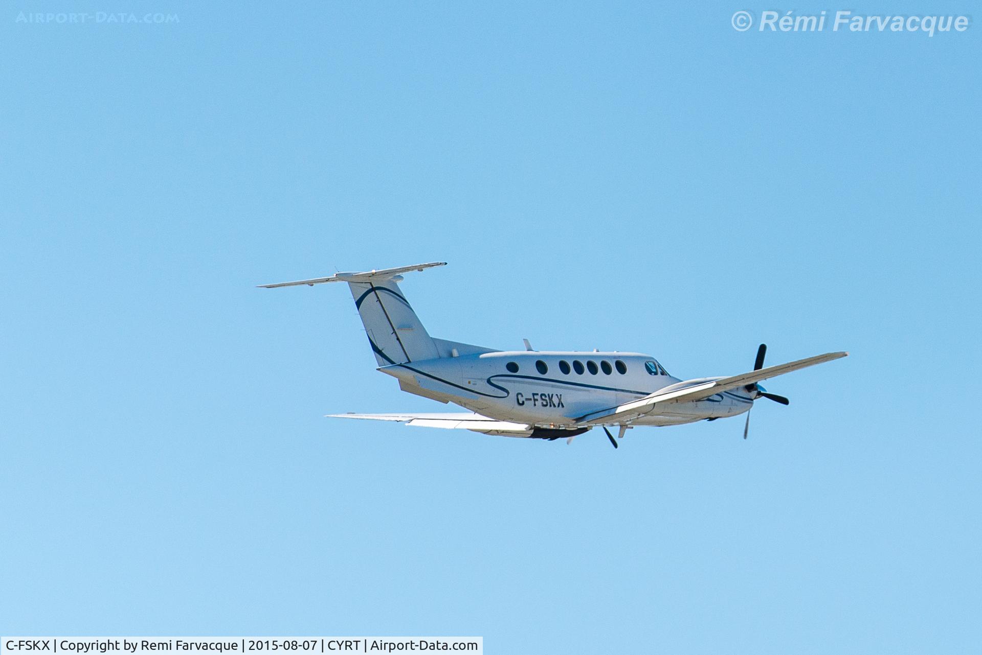 C-FSKX, 1983 Beech B200 King Air C/N BB-1126, Take-off with the wind westward from airstrip @ 1405h.