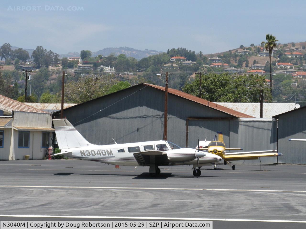 N3040M, 1979 Piper PA-34-200T Seneca II C/N 34-7970105, 1979 Piper PA-34-200T SENECA II, two Continental TSIO-360-E turbocharged, counter-rotating 200 Hp engines, taxi to tiedown. SZP based.