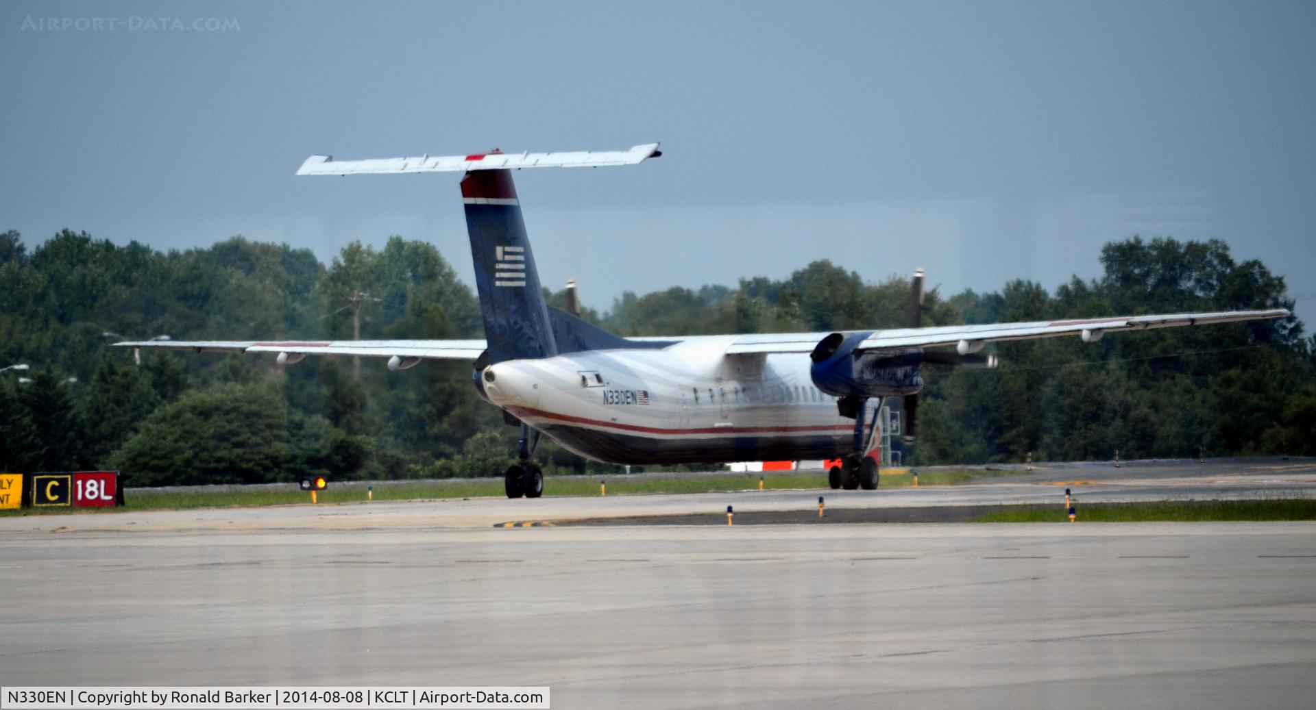 N330EN, 1991 De Havilland Canada DHC-8-311 Dash 8 C/N 274, Taxi CLT