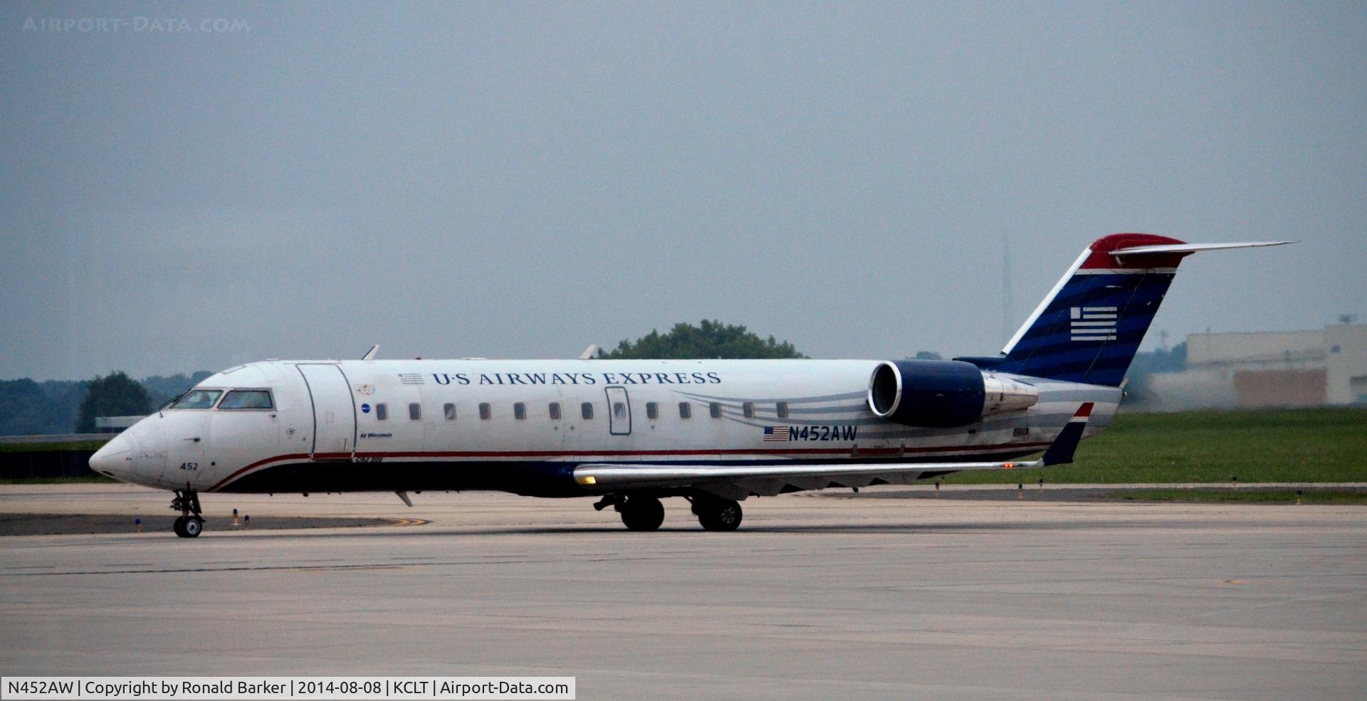 N452AW, 2003 Bombardier CRJ-200LR (CL-600-2B19) C/N 7835, Taxi CLT