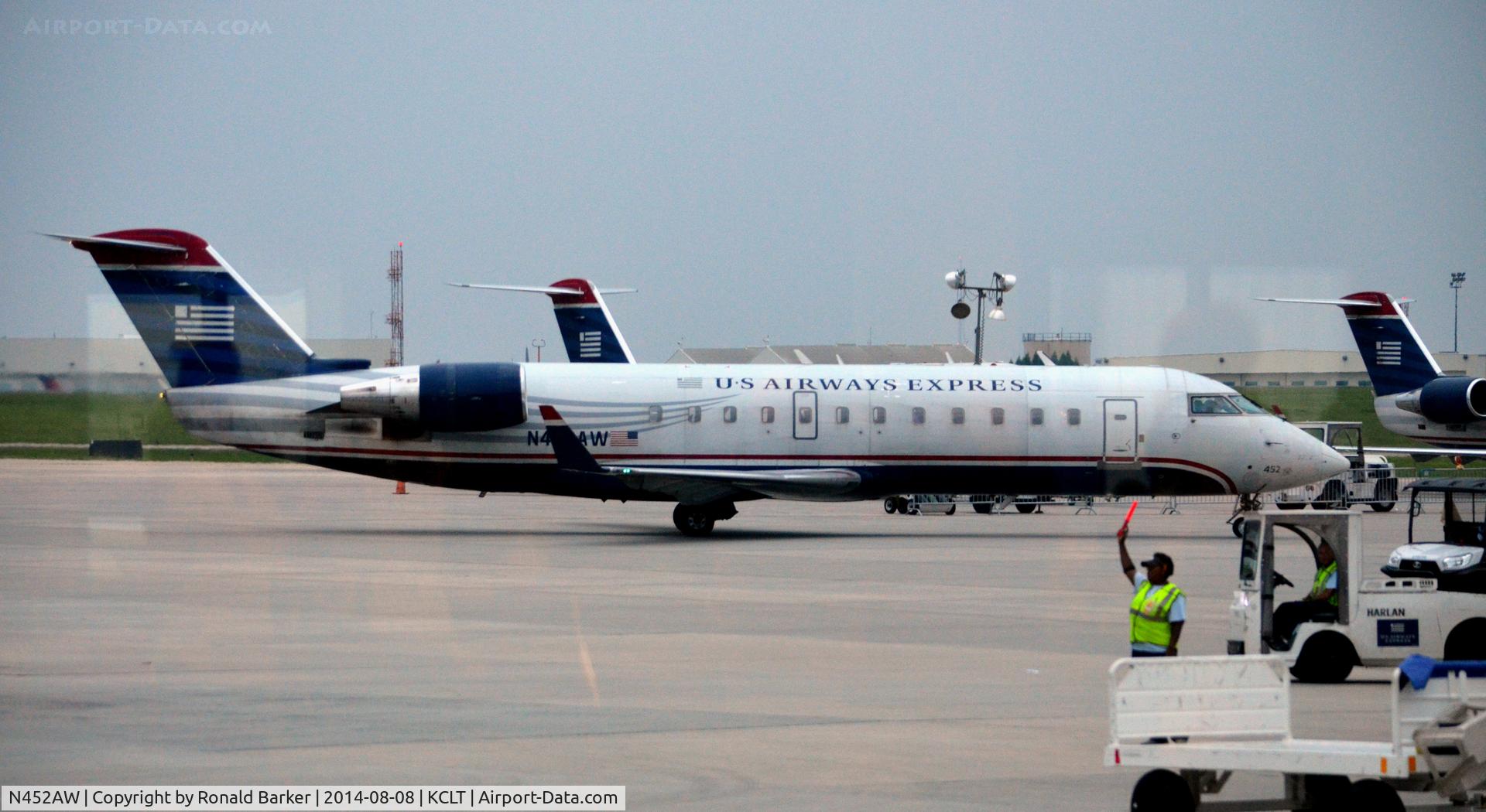 N452AW, 2003 Bombardier CRJ-200LR (CL-600-2B19) C/N 7835, Taxi CLT