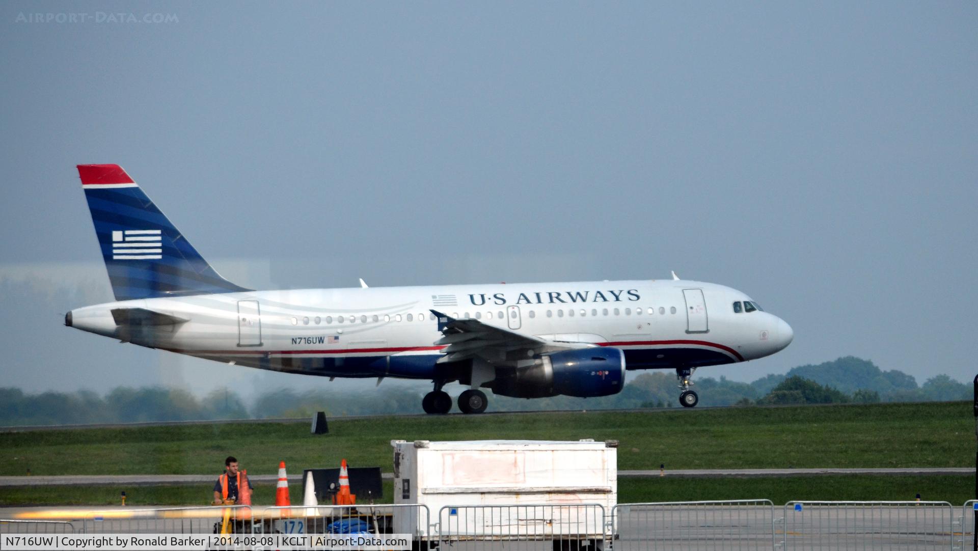 N716UW, 1999 Airbus A319-112 C/N 1055, Takeoff CLT
