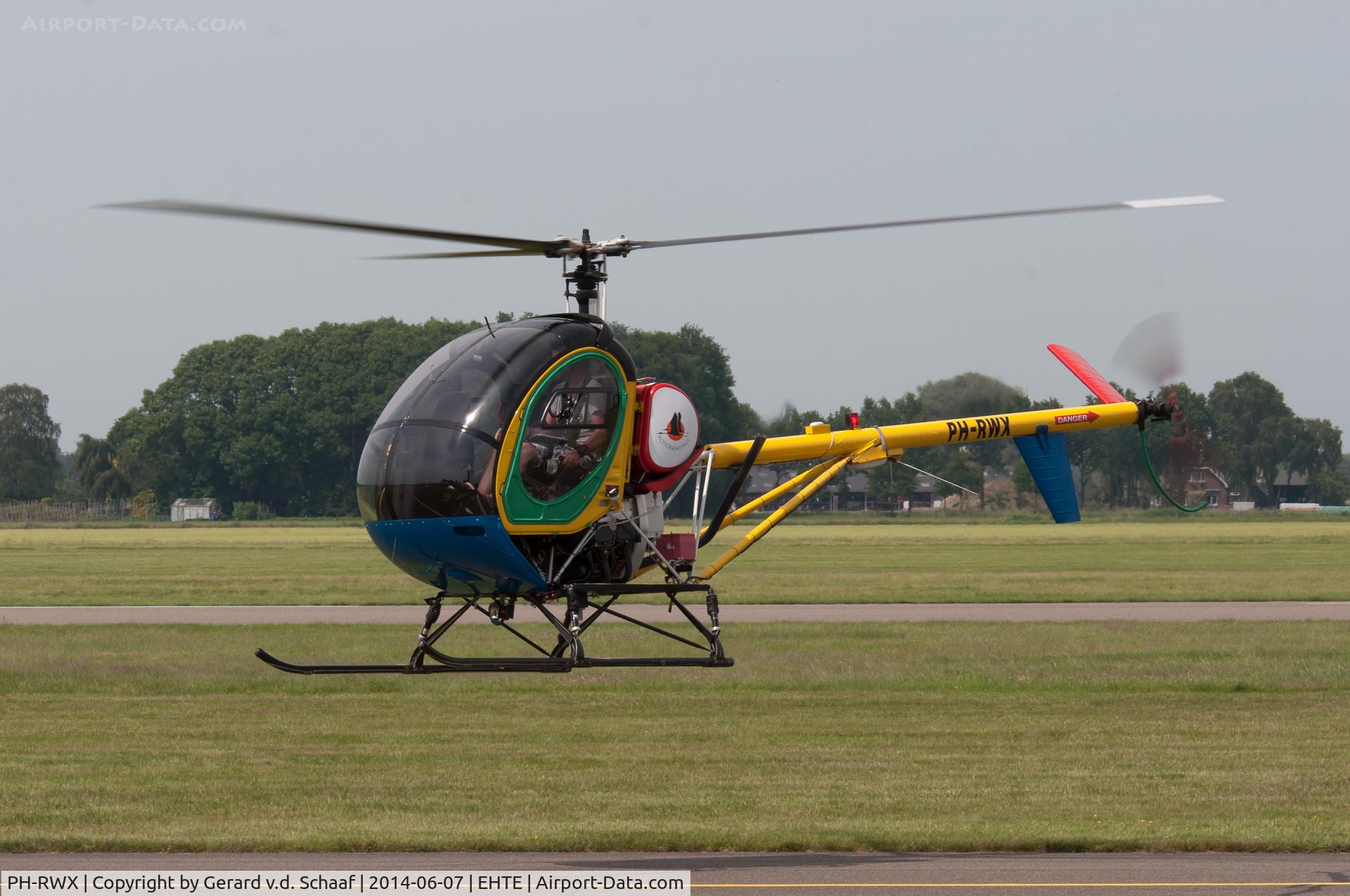 PH-RWX, Schweizer 269C C/N S-1740, Teuge, June 2014