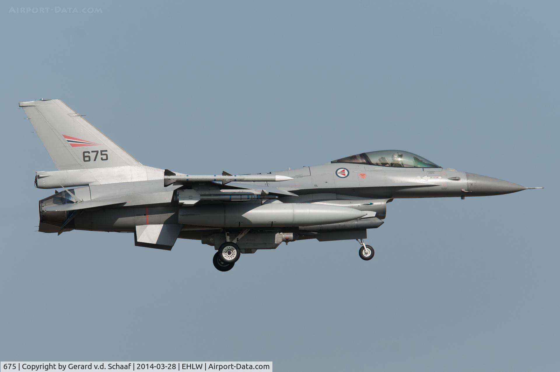 675, 1980 General Dynamics F-16AM Fighting Falcon C/N 6K-47, Leeuwarden, March 2014