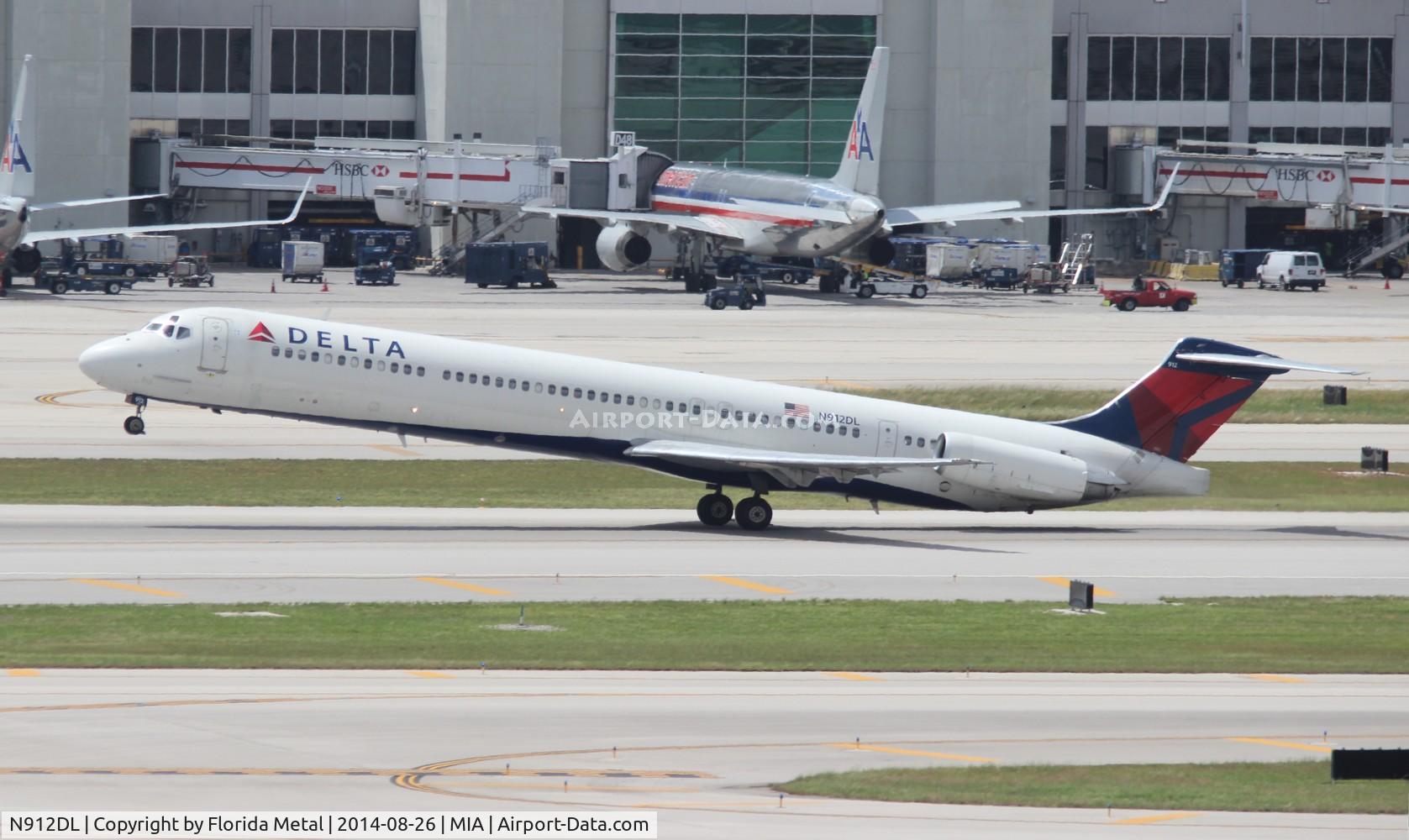 N912DL, 1987 McDonnell Douglas MD-88 C/N 49543, Delta