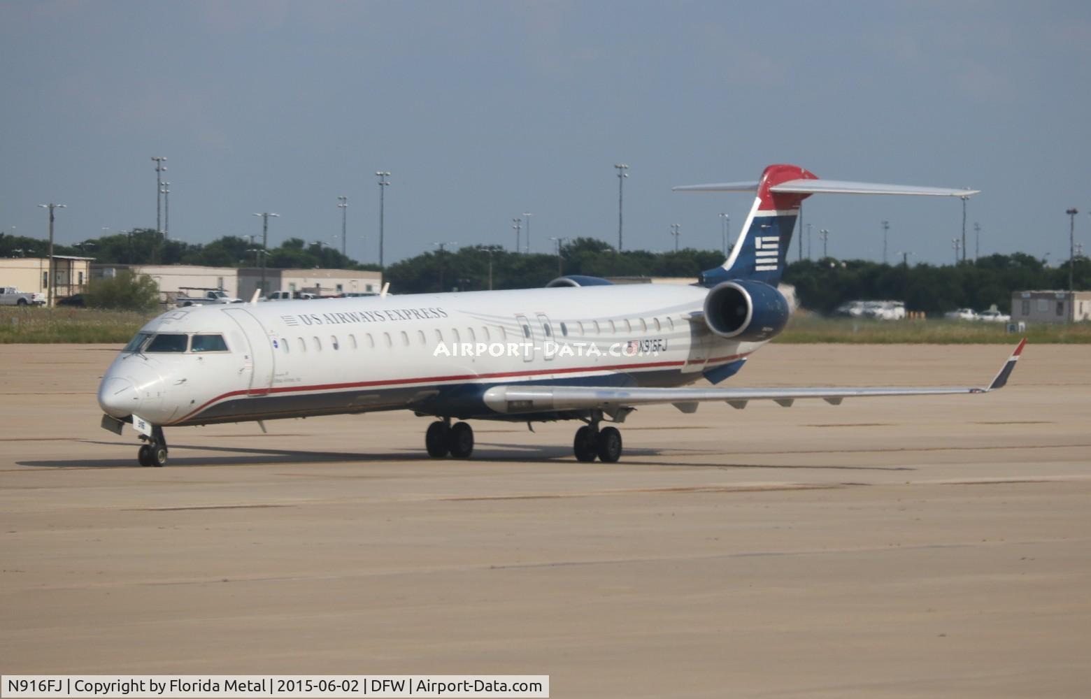 N916FJ, 2004 Bombardier CRJ-900ER (CL-600-2D24) C/N 15016, USAirways Express
