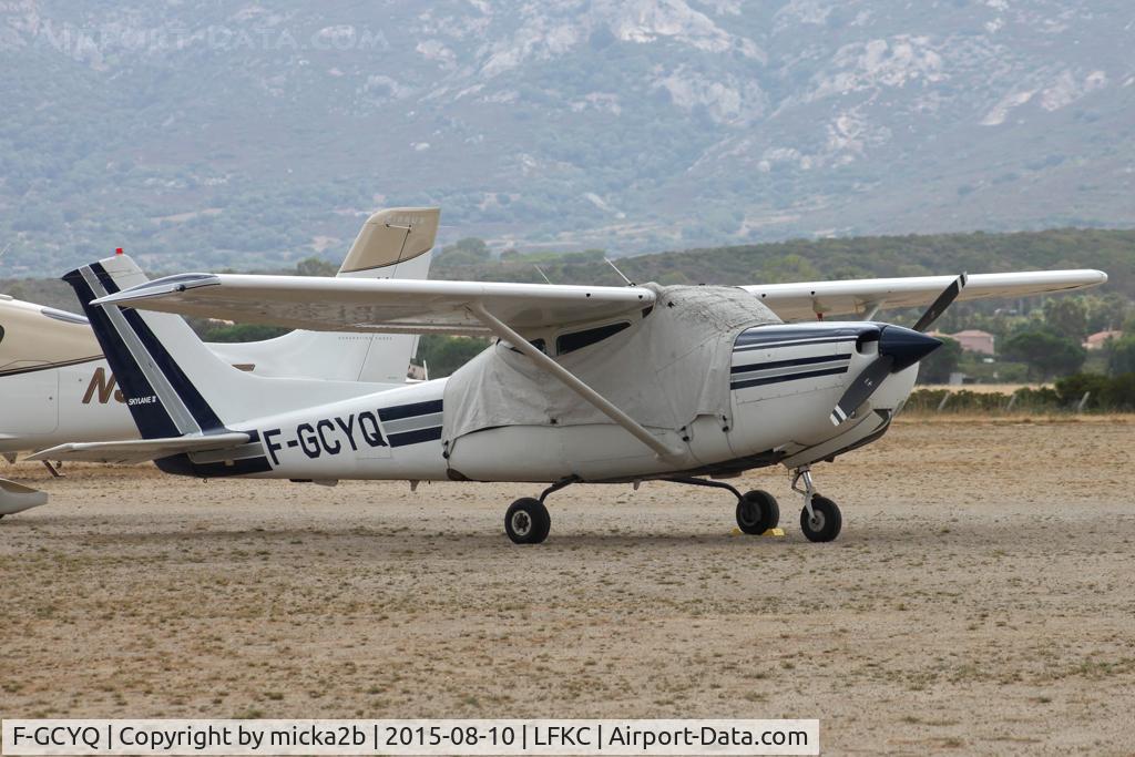 F-GCYQ, Reims FR182 C/N 0064, Parked
