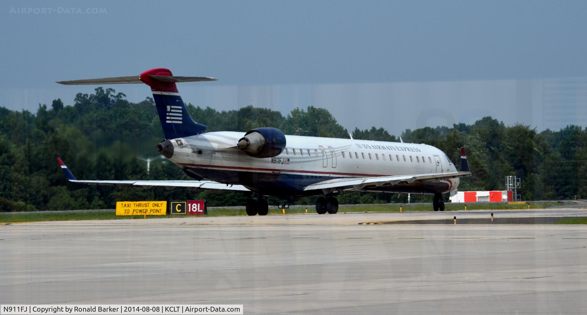 N911FJ, 2003 Bombardier CRJ-900ER (CL-600-2D24) C/N 15011, Taxi CLT