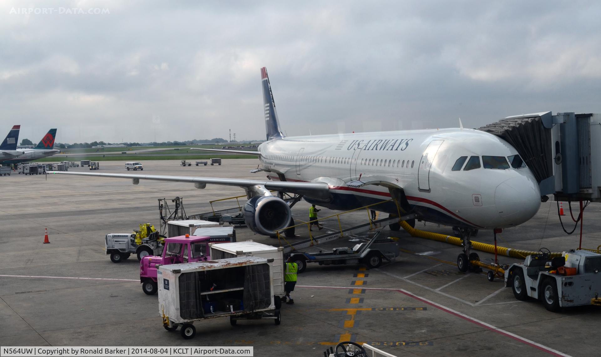 N564UW, 2012 Airbus A321-231 C/N 5374, At the gate CLT