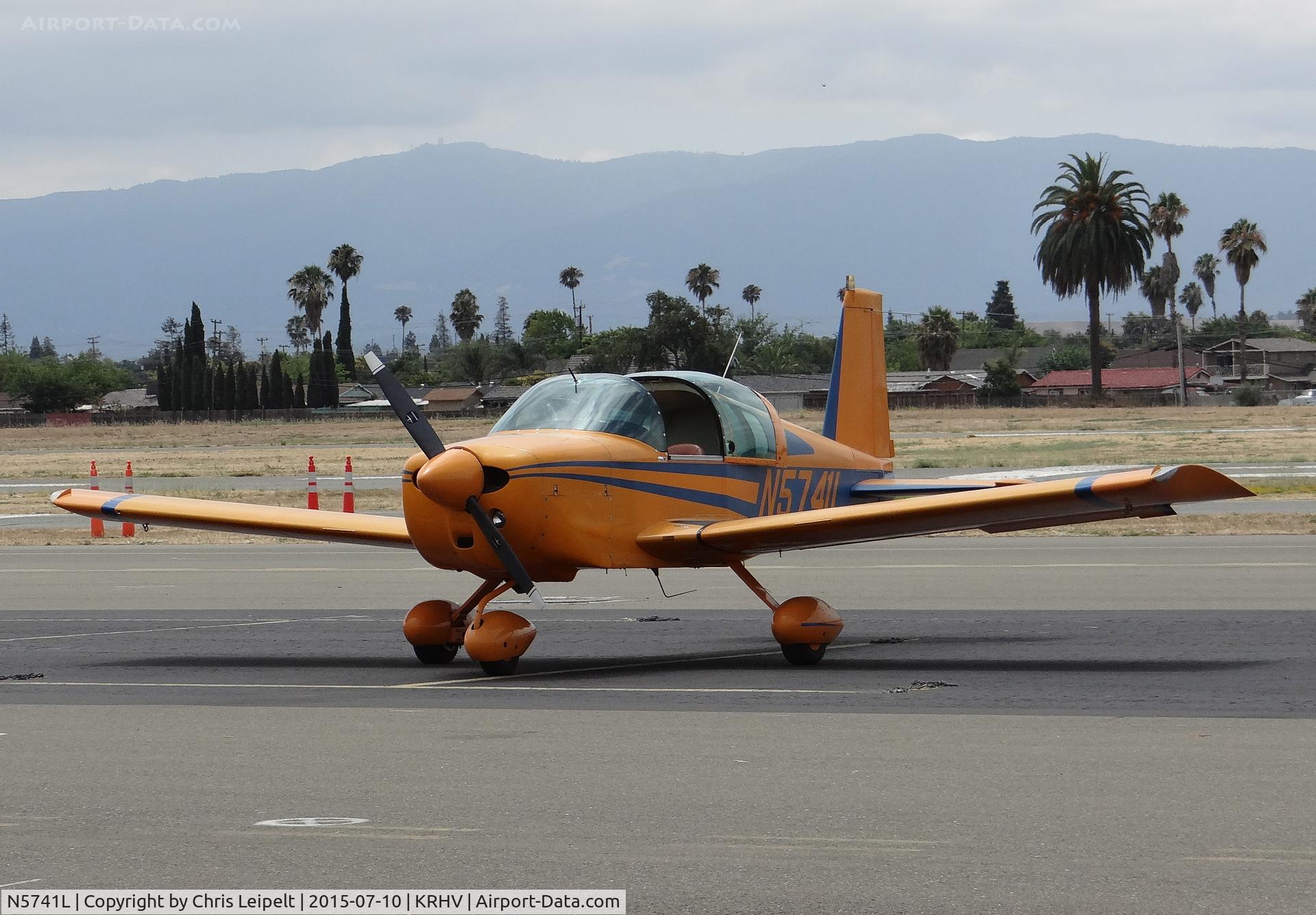 N5741L, 1969 American AA-1 Yankee C/N AA1-0141, A transient 1969 Grumman American Tiger (from nearby San Jose International Airport :P) getting ready to depart at Reid Hillview Airport, CA.