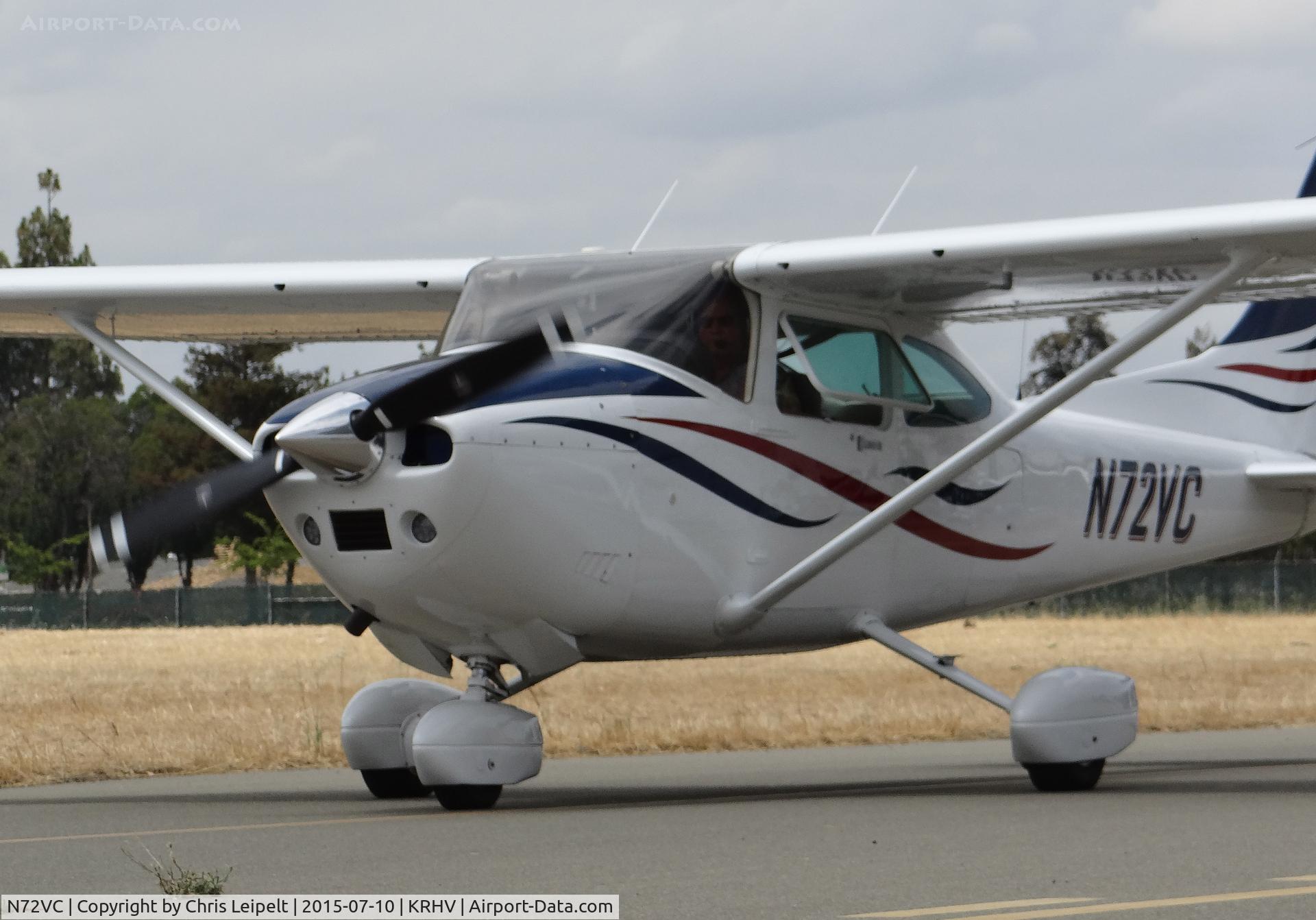 N72VC, 1981 Cessna 182R Skylane C/N 18267977, Red Shoe Air (Ojai, CA) beautiful 1981 Cessna 182R taxing out for departure at Reid Hillview Airport, CA.