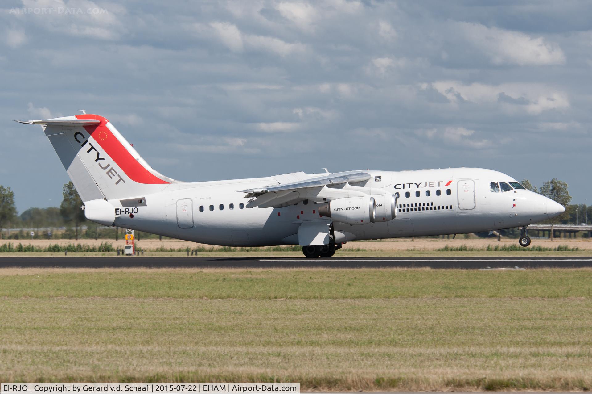 EI-RJO, 1999 British Aerospace Avro 146-RJ85A C/N E2352, Schiphol, July 2015