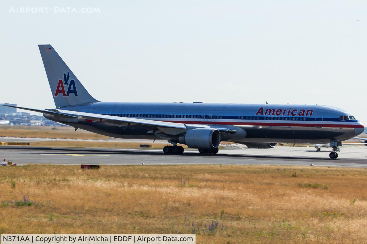 N371AA, 1992 Boeing 767-323 C/N 25198, American Airlines