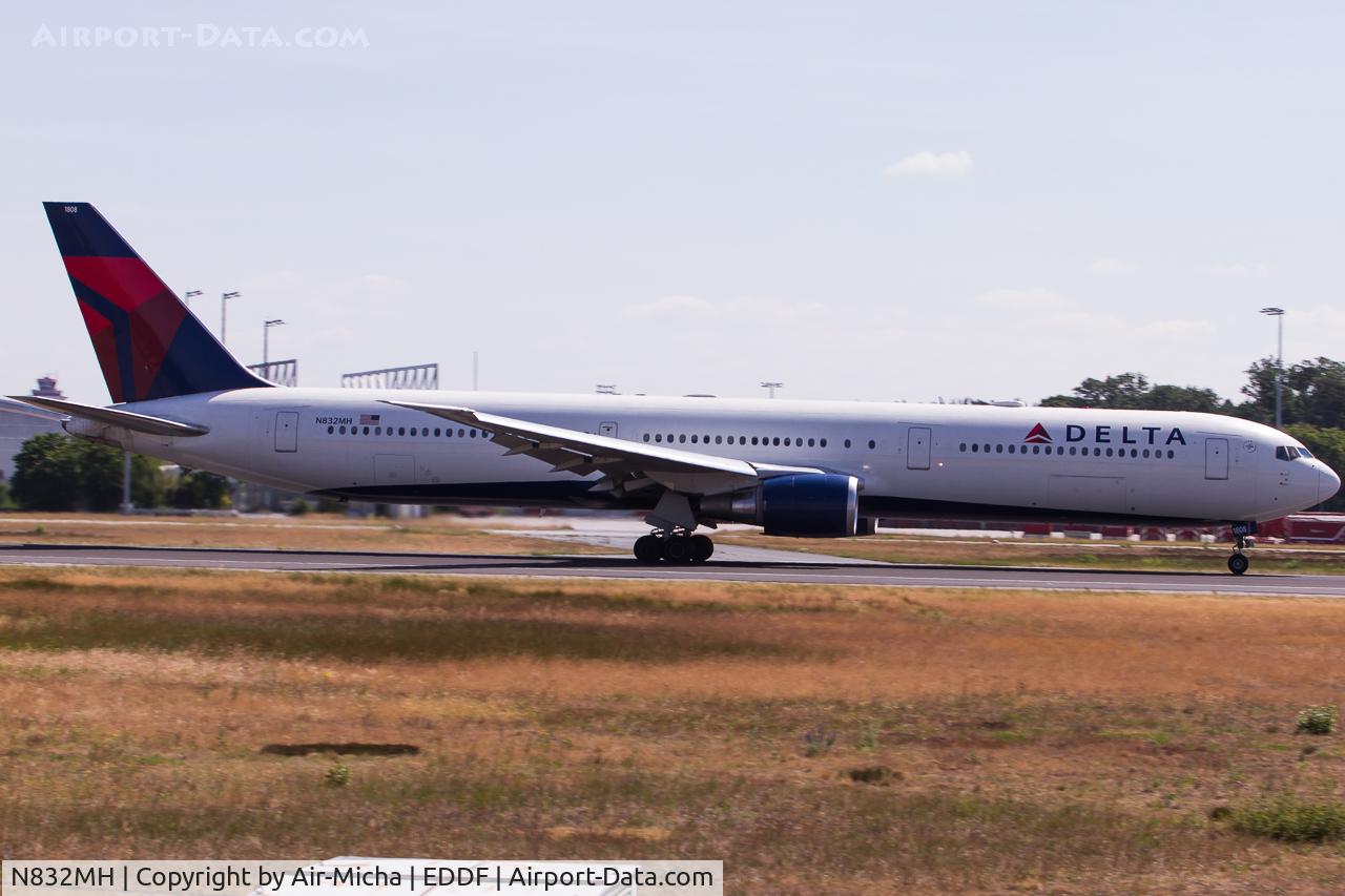 N832MH, 2000 Boeing 767-432/ER C/N 29704, Delta Air Lines
