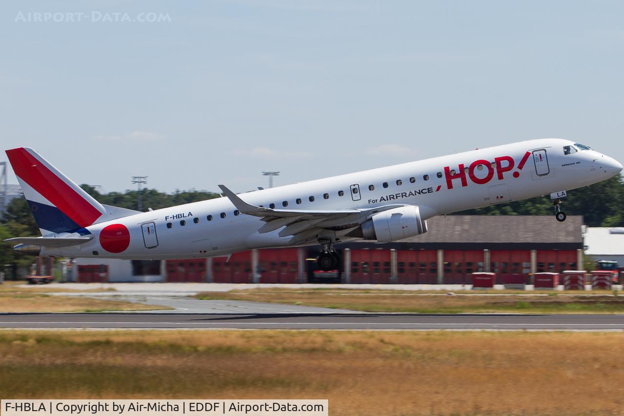 F-HBLA, 2007 Embraer 195LR (ERJ-190-200LR) C/N 19000051, HOP !
