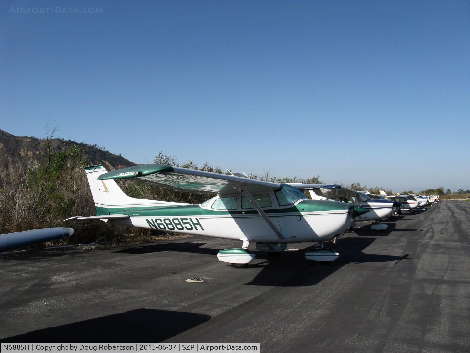 N6885H, 1975 Cessna 172M C/N 17265626, 1975 Cessna 172M SKYHAWK, Lycoming O-320-E2D 150 Hp