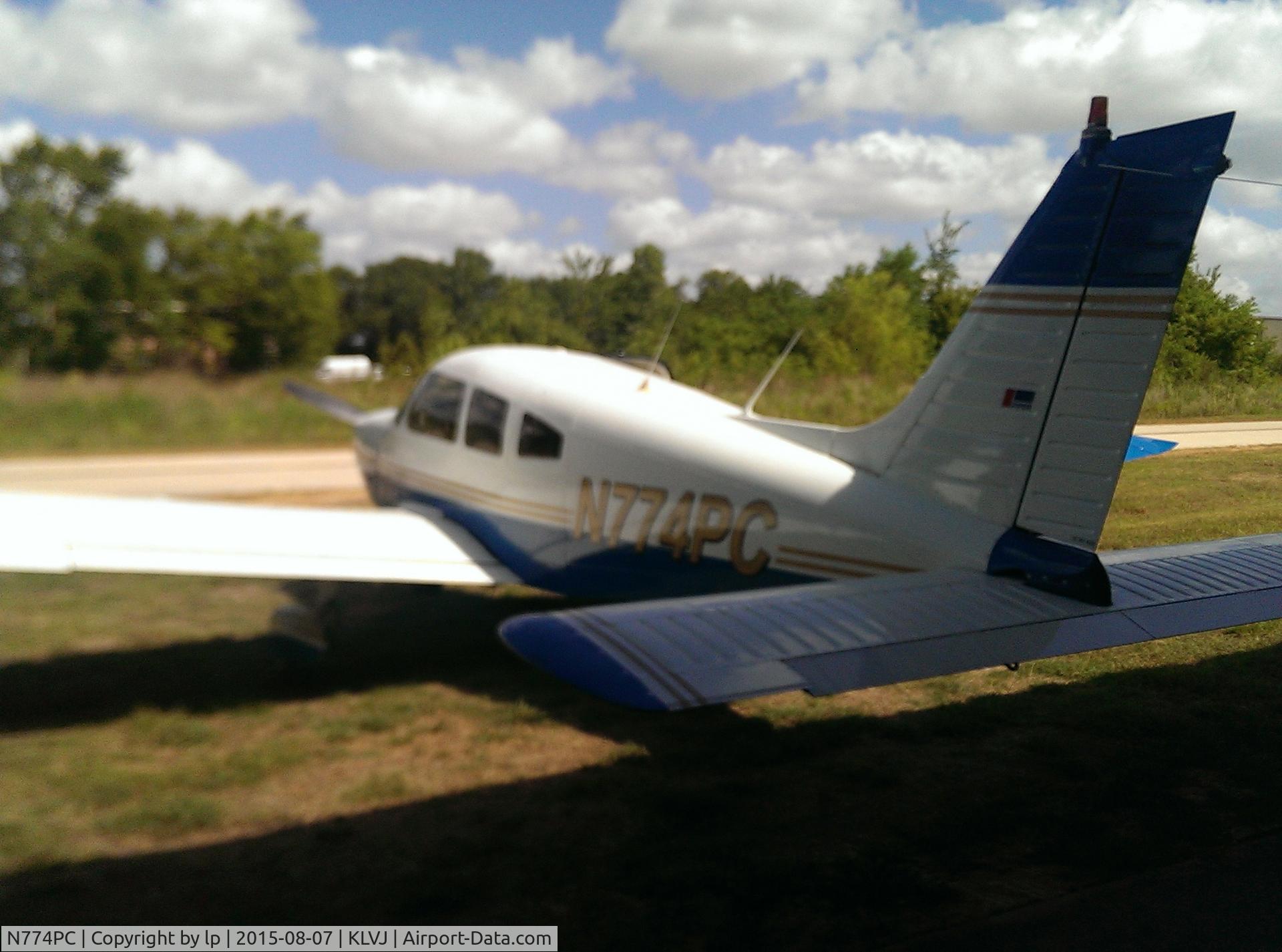 N774PC, 1991 Canadair Challenger 601-3A (CL-600-2B16) C/N 5094, 1973 Piper PA-28-180 Challenger