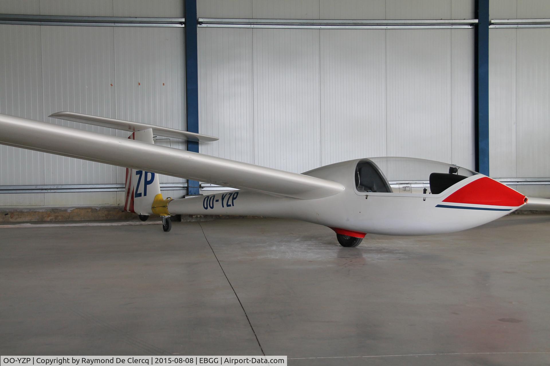 OO-YZP, 1978 Grob G-102 Astir CS Jeans C/N 2138, Open house at Phoenix glider centre.