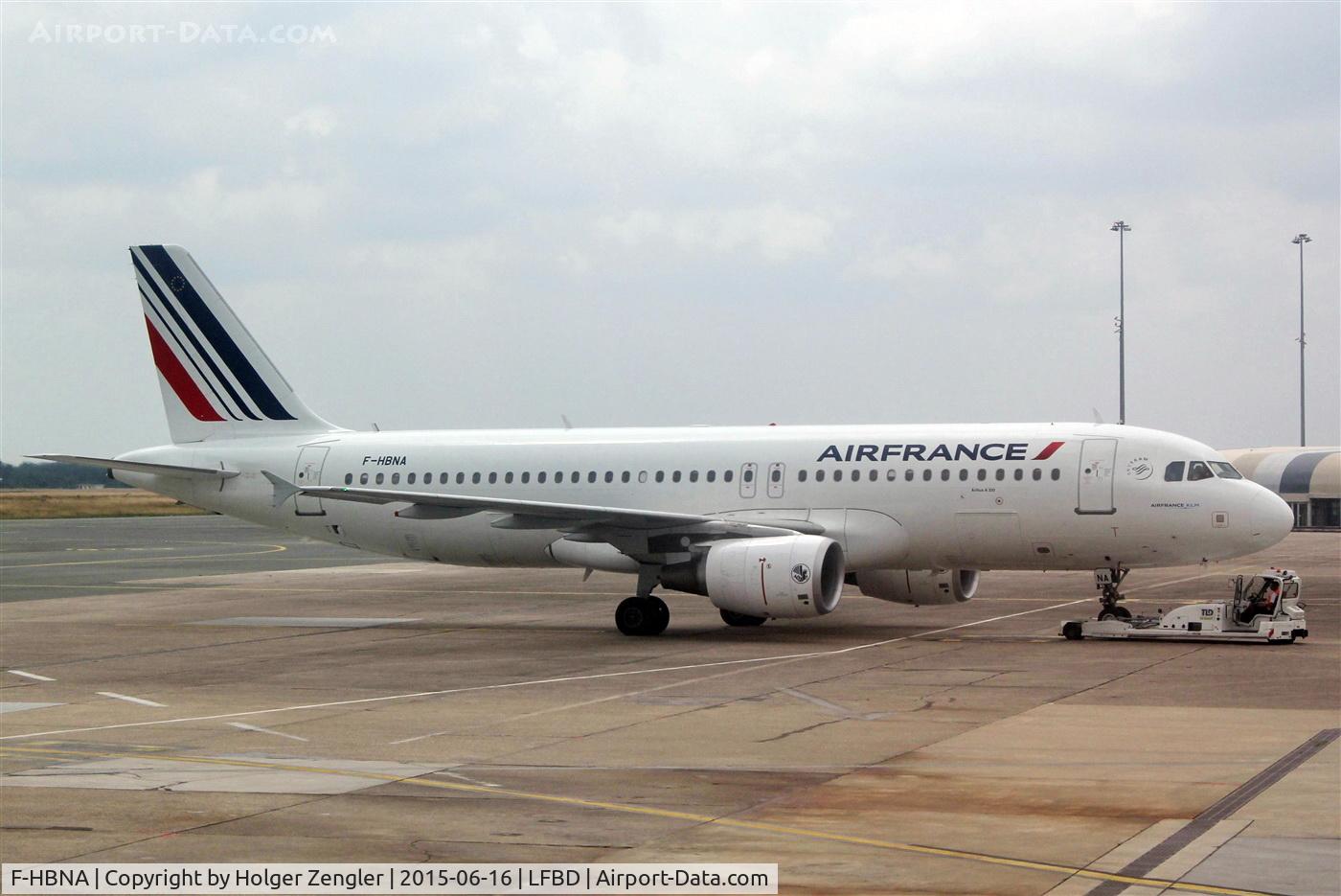 F-HBNA, 2010 Airbus A320-214 C/N 4335, Ready for return to ORY...