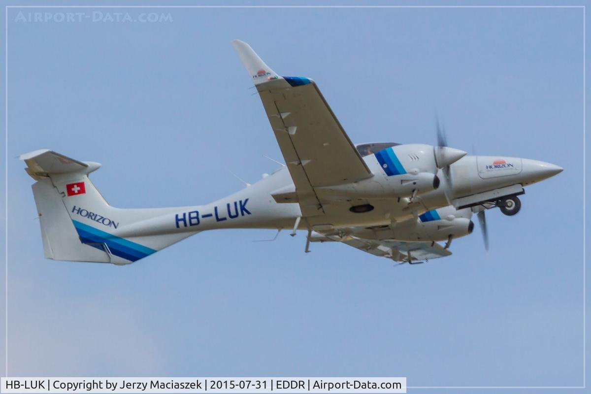 HB-LUK, 2008 Diamond DA-42 Twin Star C/N 42.337, Diamond DA-42
