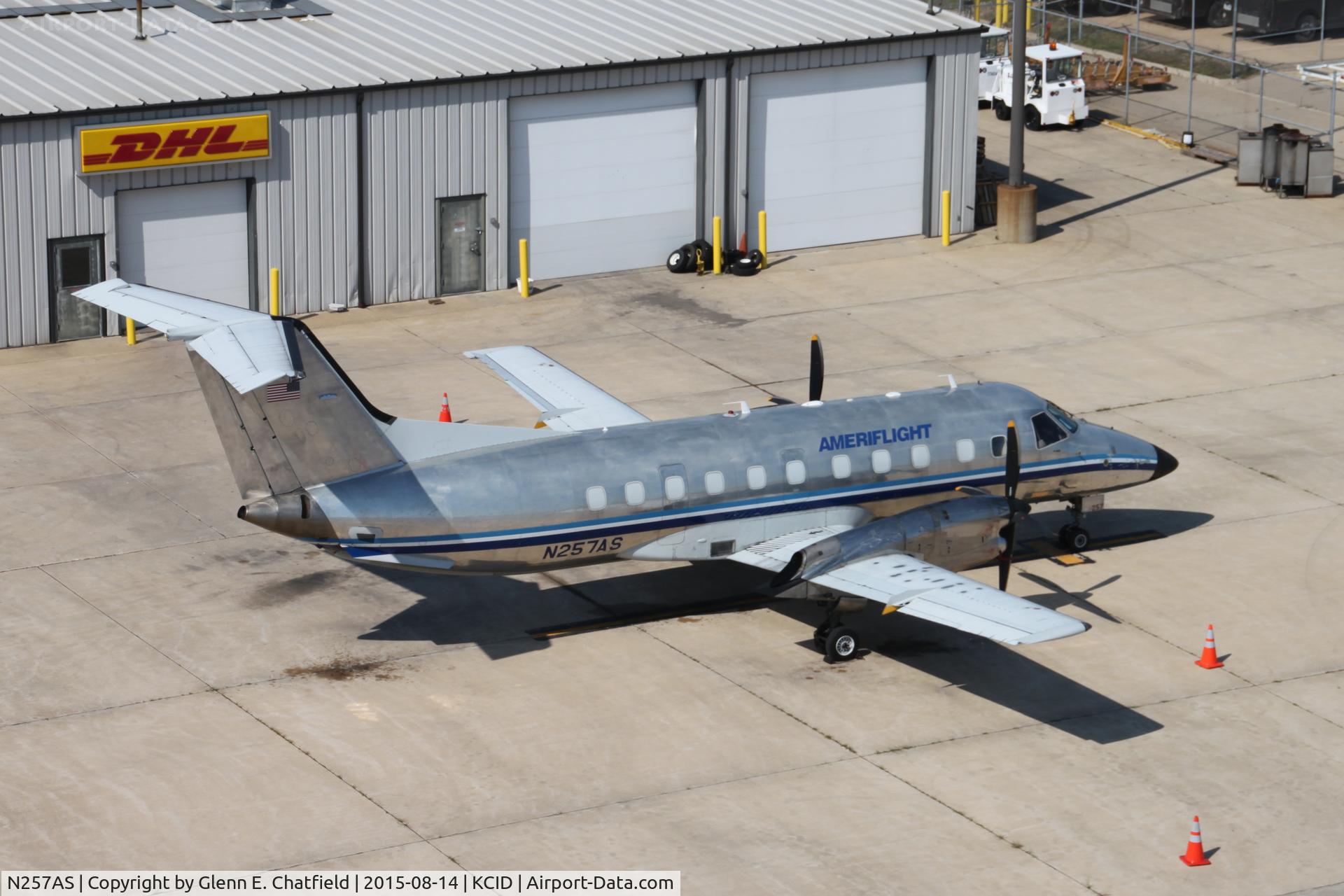 N257AS, 1989 Embraer EMB-120ER Brasilia C/N 120.126, On the DHL ramp