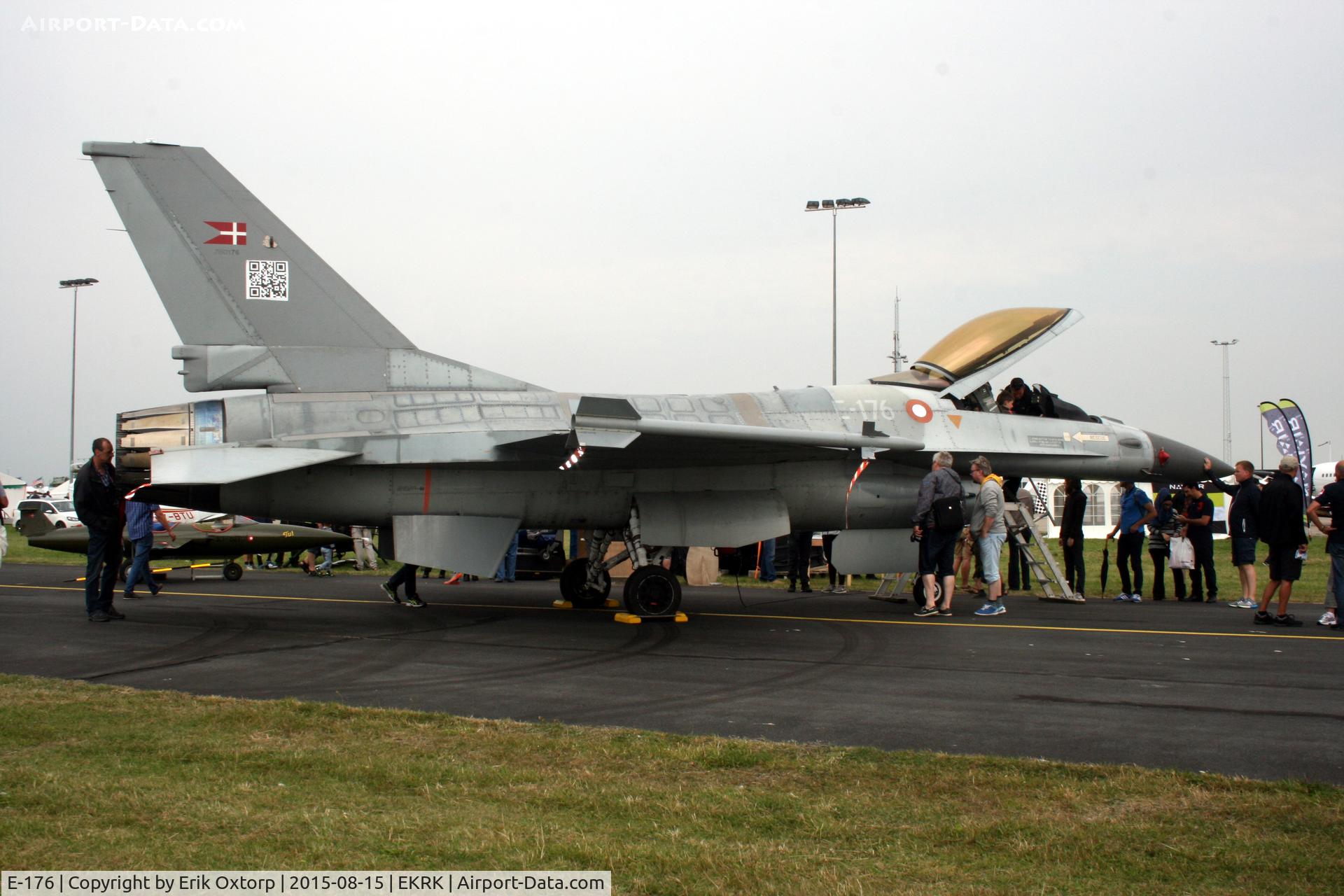 E-176, SABCA F-16AM Fighting Falcon C/N 6F-3, E-176 at the Roskilde Air Show 2015